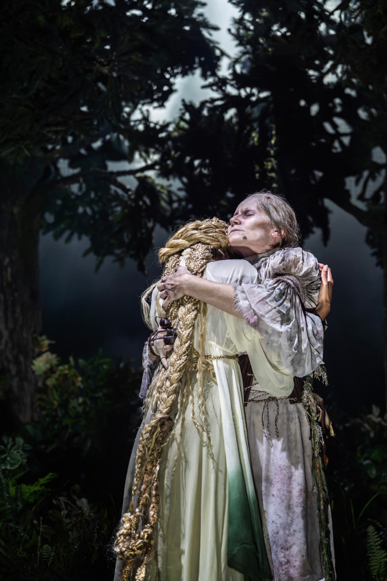 Book Into the Woods in London